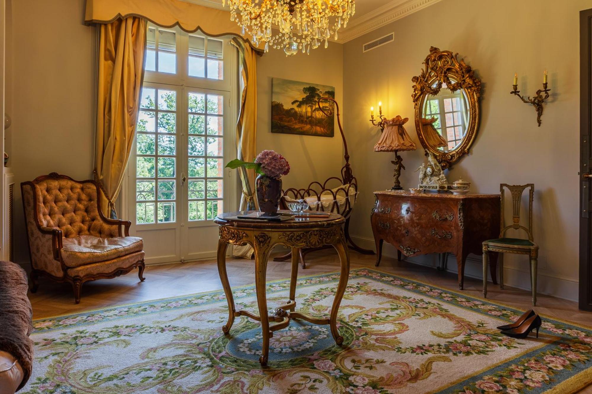Castel Bois Marie, Maison D'Hotes มงโตบ็อง ภายนอก รูปภาพ Interior of the hotel