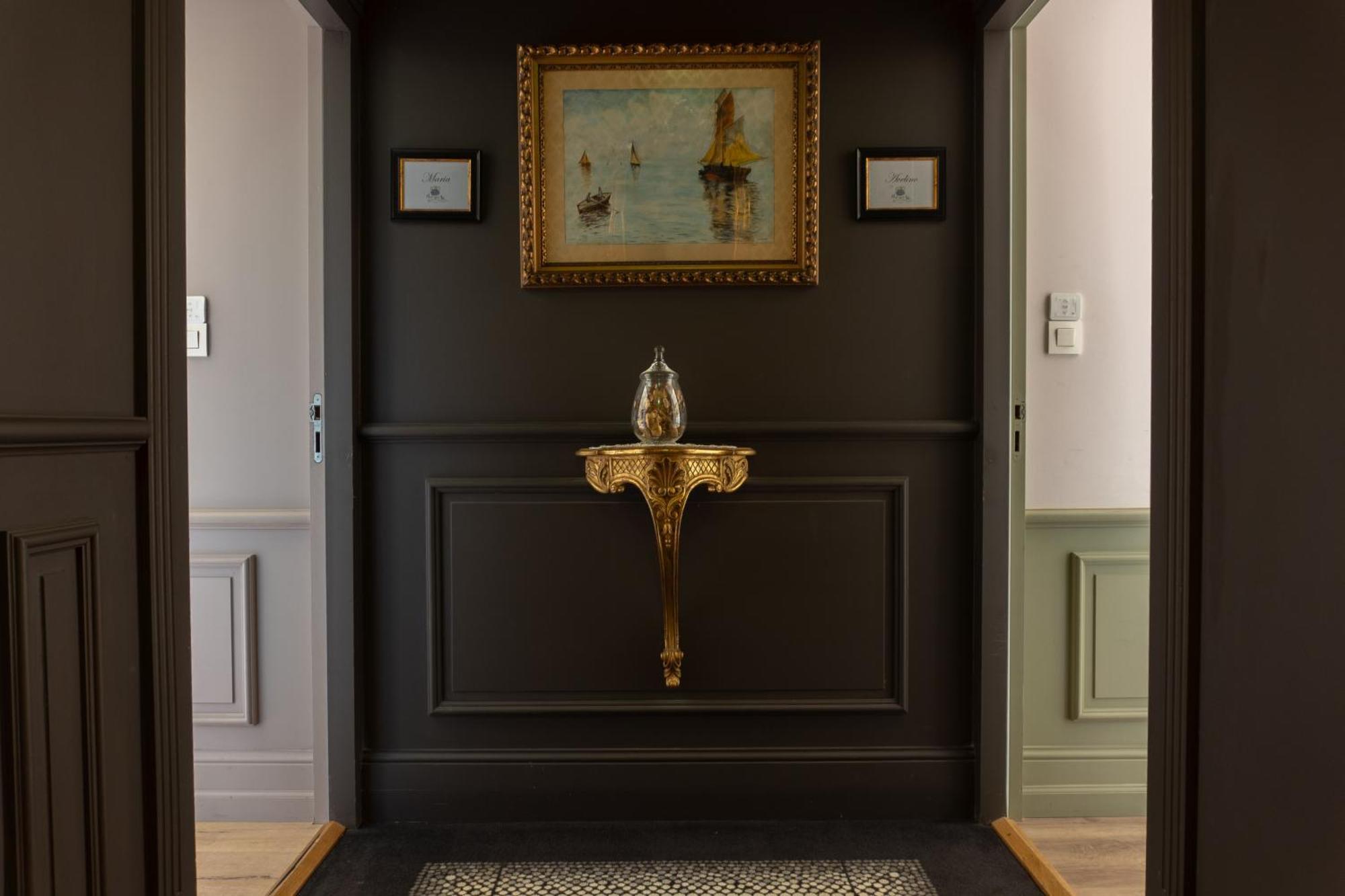 Castel Bois Marie, Maison D'Hotes มงโตบ็อง ภายนอก รูปภาพ The interior of the house