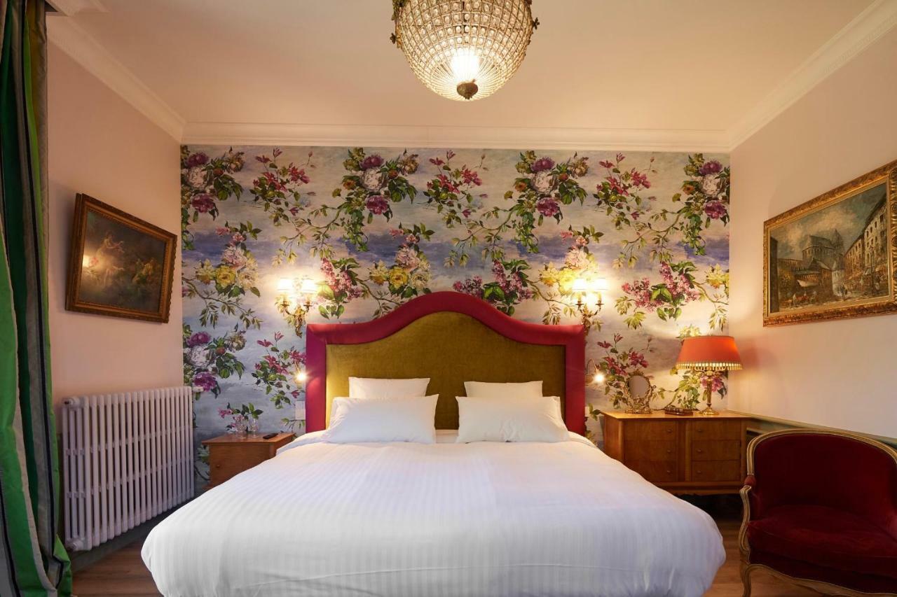 Castel Bois Marie, Maison D'Hotes มงโตบ็อง ภายนอก รูปภาพ A room at the hotel